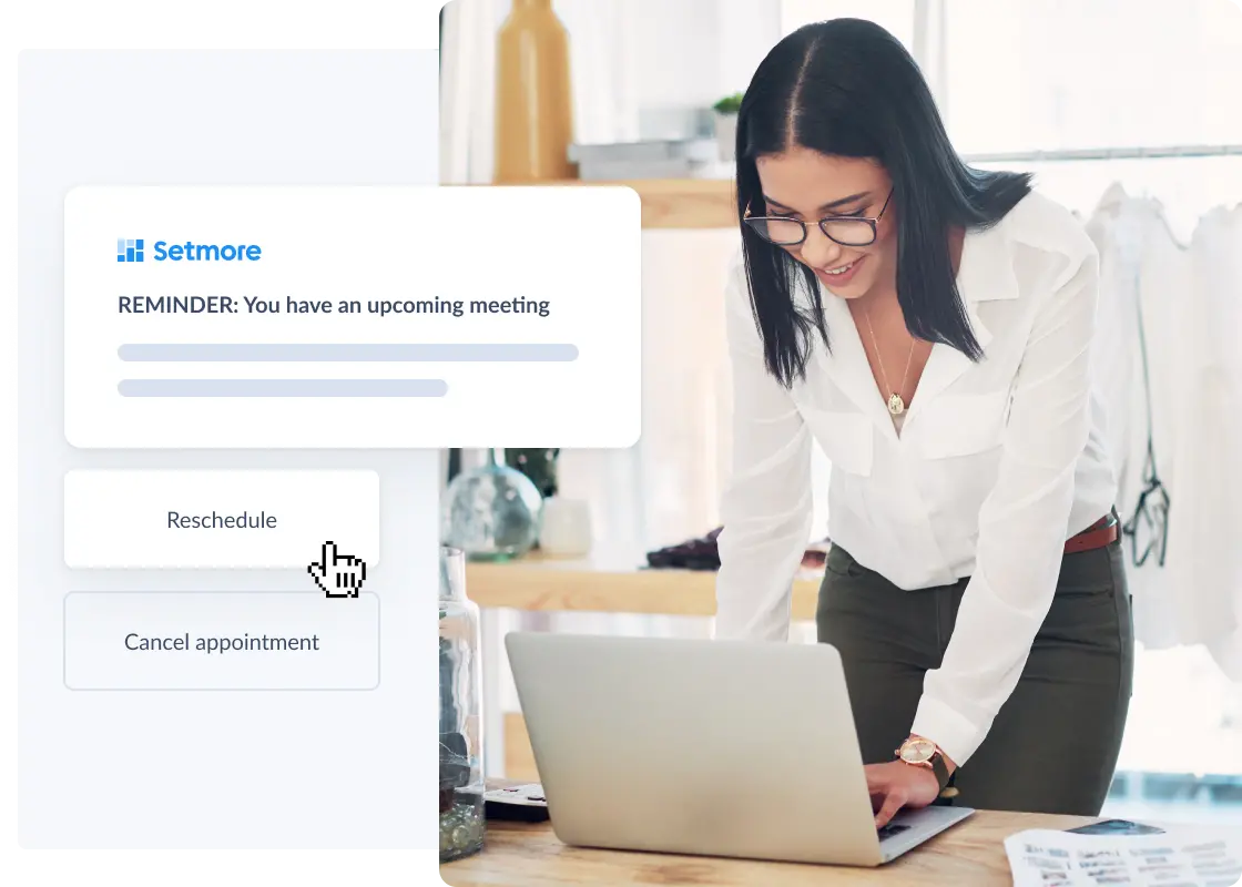cliente usando recordatorio automático para reuniones